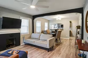 2010 E Ida St, Tampa, FL 33610 - Photo 7