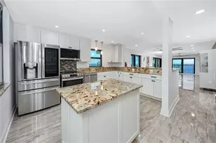 7300 Sun Island Dr S, South Pasadena, FL 33707 - Photo 3