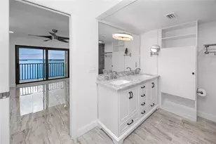 7300 Sun Island Dr S, South Pasadena, FL 33707 - Photo 27