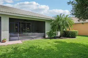 15820 Aurora Lake Cir, Wimauma, FL 33598 - Photo 35