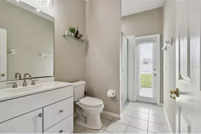 8821 N River Road, Tampa, FL 33635 - Photo 9