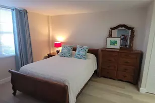 632 Edgewater Dr, Dunedin, FL 34698 - Photo 15