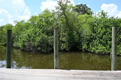 8609 Driftwood Drive, Tampa, FL 33615 - Photo 3