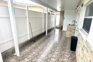 2916 W Clifton St, Tampa, FL 33614 - Photo 1