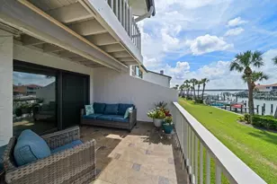 119 Marina Del Rey Ct, Clearwater Beach, FL 33767 - Photo 15