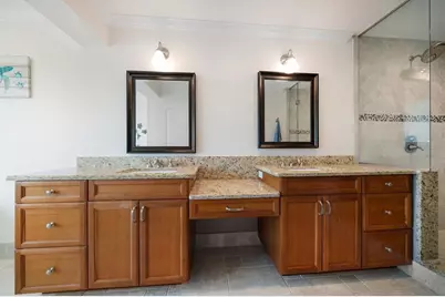 119 Marina Del Rey Court, Clearwater Beach, FL 33767 - Photo 37