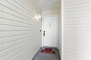 6931 Stonesthrow Cir N, Saint Petersburg, FL 33710 - Photo 3