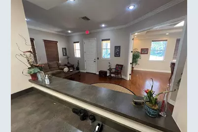 114 S Fremont Avenue, Tampa, FL 33606 - Photo 7