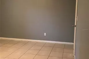 1645 39th St S, Saint Petersburg, FL 33711 - Photo 13