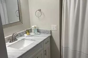 690 Island Way, Clearwater Beach, FL 33767 - Photo 23