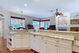 16804 Woburn Ln, Lutz, FL 33549 - Photo 25