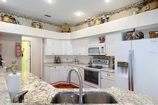 16804 Woburn Ln, Lutz, FL 33549 - Photo 9