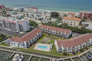 19201 Vista Ln, Indian Shores, FL 33785 - Photo 51