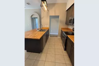 3415 Grove Blossom Lane, Plant City, FL 33567 - Photo 5