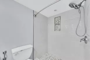 280 126th Ave, Treasure Island, FL 33706 - Photo 25