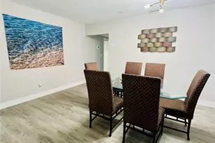 10341 Kumquat Ln, Seminole, FL 33772 - Photo 23