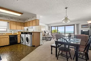 18218 Sunset Blvd, Saint Petersburg, FL 33708 - Photo 31