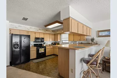 18218 Sunset Boulevard #A, Saint Petersburg, FL 33708 - Photo 37
