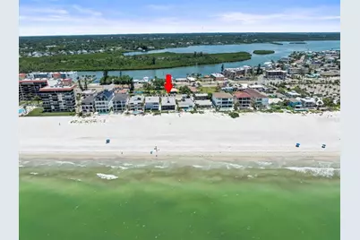 18218 Sunset Boulevard #A, Saint Petersburg, FL 33708 - Photo 9