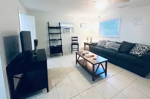 4811 Emerson Ave S, Saint Petersburg, FL 33711 - Photo 1