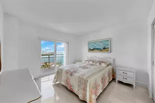 4900 Brittany Dr S, Saint Petersburg, FL 33715 - Photo 17