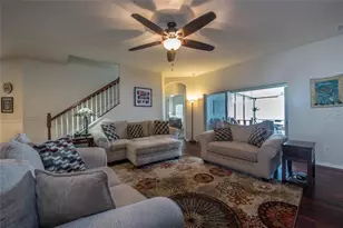 1742 Mira Lago Cir, Ruskin, FL 33570 - Photo 9