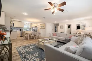 8425 W Gulf Blvd, Treasure Island, FL 33706 - Photo 21