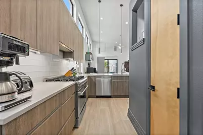 2500 4th Avenue S, Saint Petersburg, FL 33712 - Photo 9