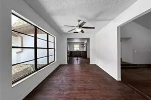 4545 Debbie Ln, Lutz, FL 33559 - Photo 5