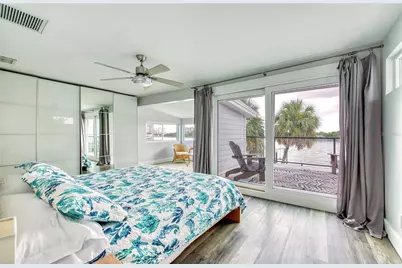 300 Bay Plz, Treasure Island, FL 33706 - Photo 43