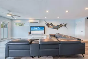 300 Bay Plaza, Treasure Island, FL 33706 - Photo 19