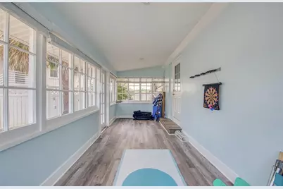 300 Bay Plz, Treasure Island, FL 33706 - Photo 33