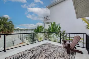 300 Bay Plaza, Treasure Island, FL 33706 - Photo 57