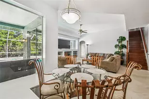 10526 Greencrest Dr, Tampa, FL 33626 - Photo 13