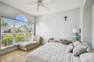 10526 Greencrest Dr, Tampa, FL 33626 - Photo 35