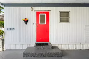 38507 Windflower Ave, Zephyrhills, FL 33542 - Photo 3