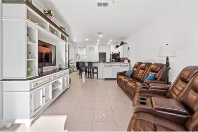 6884 Ripple Pond Loop, Zephyrhills, FL 33541 - Photo 15