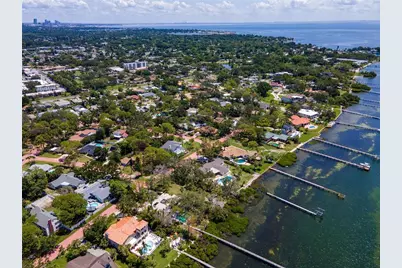 1125 Friendly Way S, Saint Petersburg, FL 33705 - Photo 17