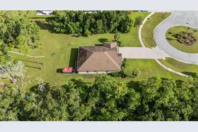 17804 Waterway Creek Drive, Lutz, FL 33549 - Photo 37