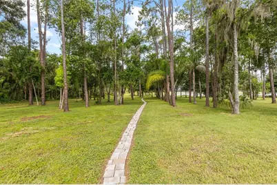 17804 Waterway Creek Drive, Lutz, FL 33549 - Photo 33