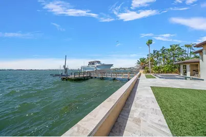 422 55th Avenue, Saint Pete Beach, FL 33706 - Photo 21