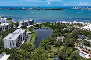 220 Belleview Blvd, Belleair, FL 33756 - Photo 1