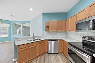 6077 Sandhill Ridge Dr, Lithia, FL 33547 - Photo 13