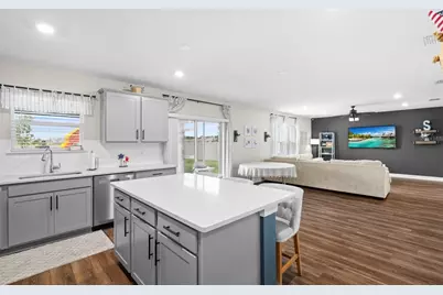 3892 Capri Coast Drive, Plant City, FL 33565 - Photo 15