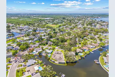 5165 Dover Street NE, Saint Petersburg, FL 33703 - Photo 5