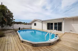 13940 Antigua Dr, Seminole, FL 33776 - Photo 5