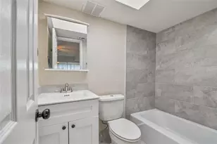 4600 Marine Pkwy, New Port Richey, FL 34652 - Photo 29