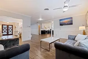 2790 Pinellas Point Dr S, Saint Petersburg, FL 33712 - Photo 7