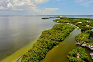 1575 Pinellas Bayway Way S, Tierra Verde, FL 33715 - Photo 17