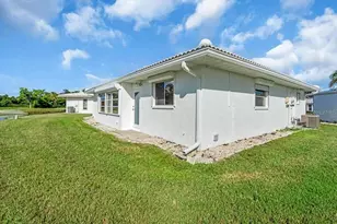 162 Circlewood Dr, Venice, FL 34293 - Photo 29